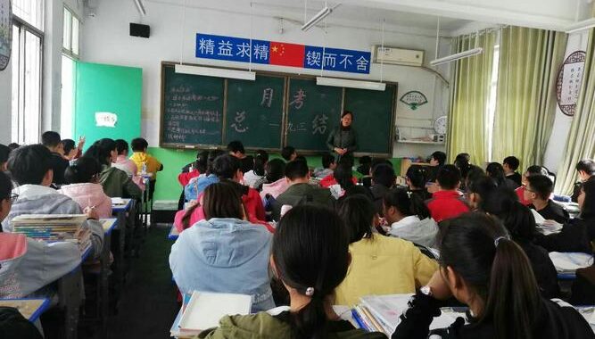 两人怀揣之梦：共筑科技创业梦想与文学复兴之旅